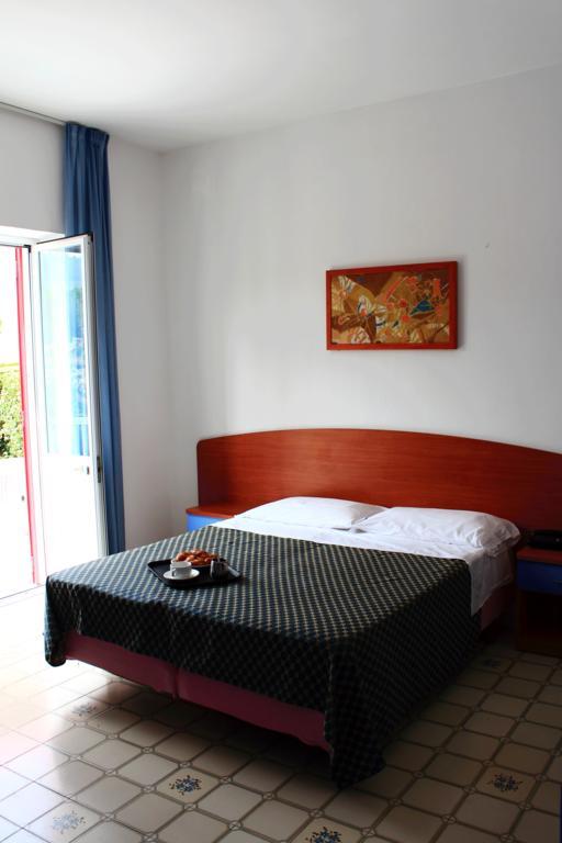 Hotel Costa Citara Forio di Ischia Habitación foto